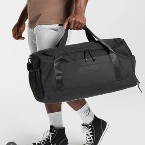 Large Black Gymshark Men's Duffel Bag